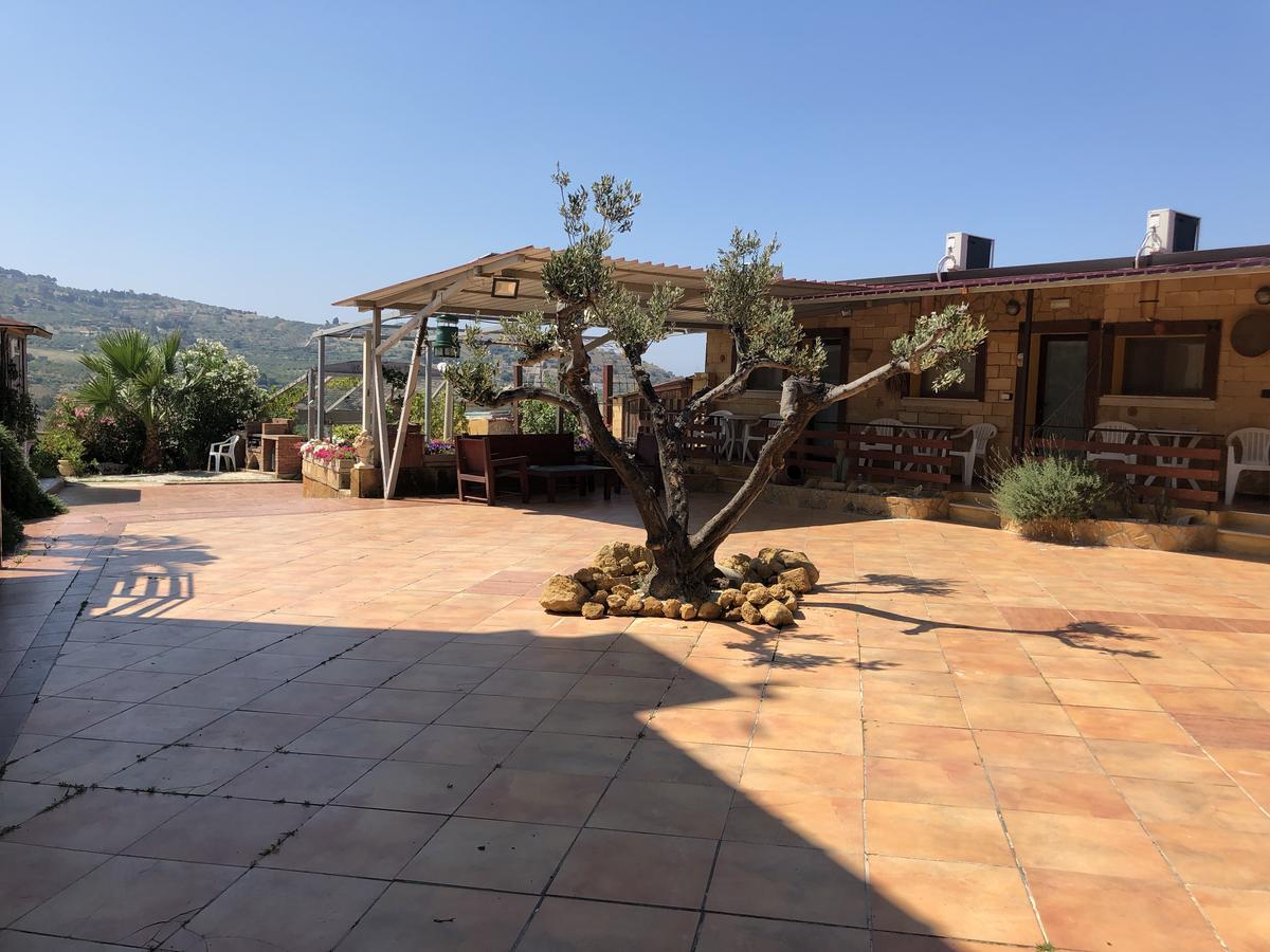 B&B Magna Grecia อากริเจนโต ภายนอก รูปภาพ